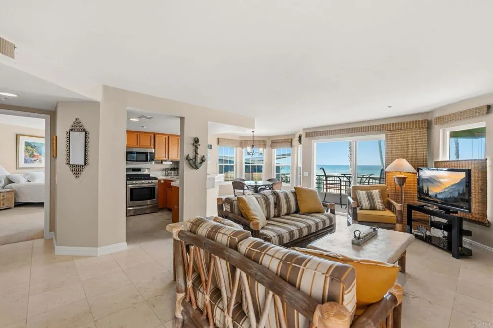 400 The Strand #7 Oceanside, CA 92054