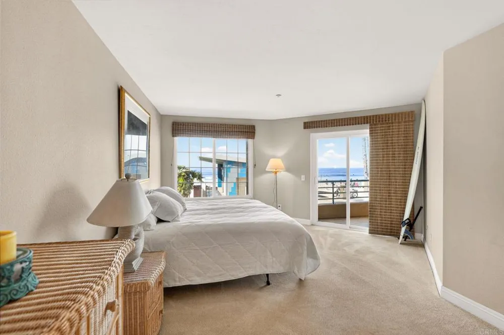400 The Strand #7 Oceanside, CA 92054