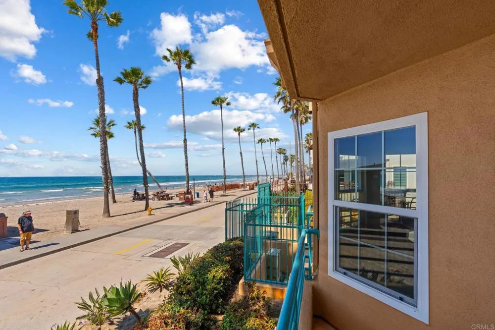 400 The Strand #7 Oceanside, CA 92054