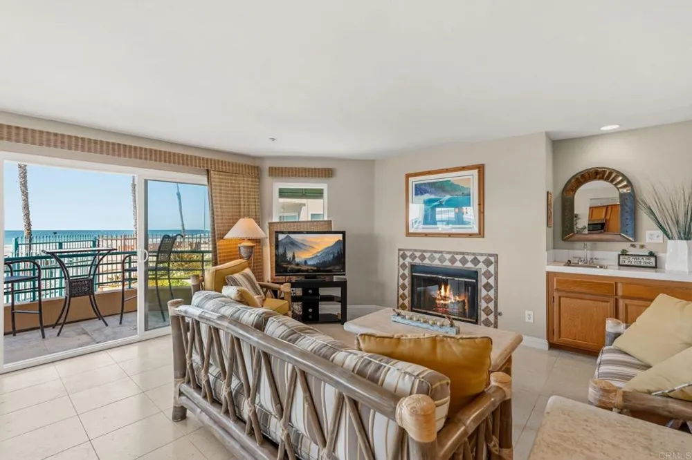 400 The Strand #7 Oceanside, CA 92054