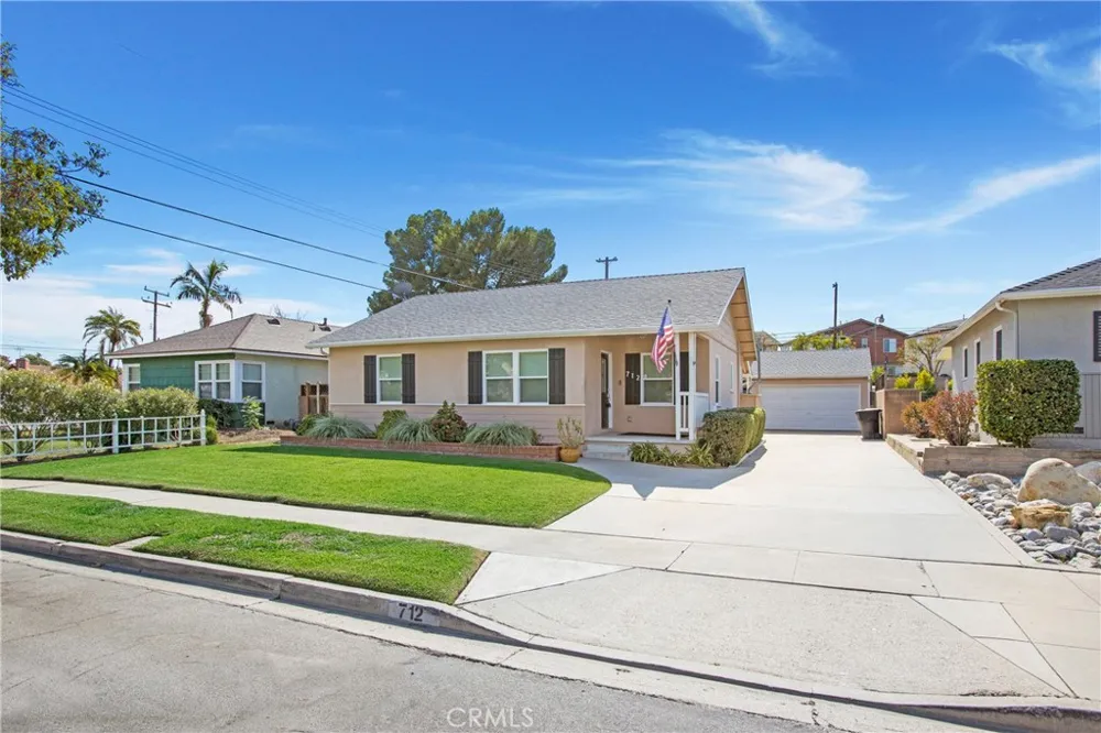 712 E Alder #A Brea, CA 92821