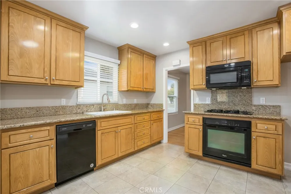 712 E Alder #A Brea, CA 92821