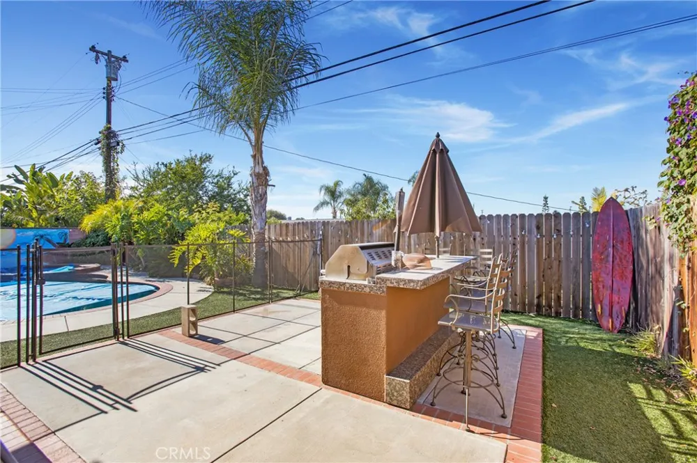 825 Mulberry Brea, CA 92821