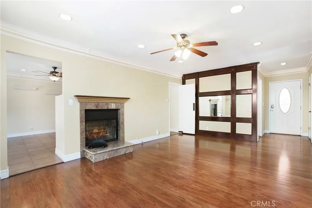 825 Mulberry Brea, CA 92821