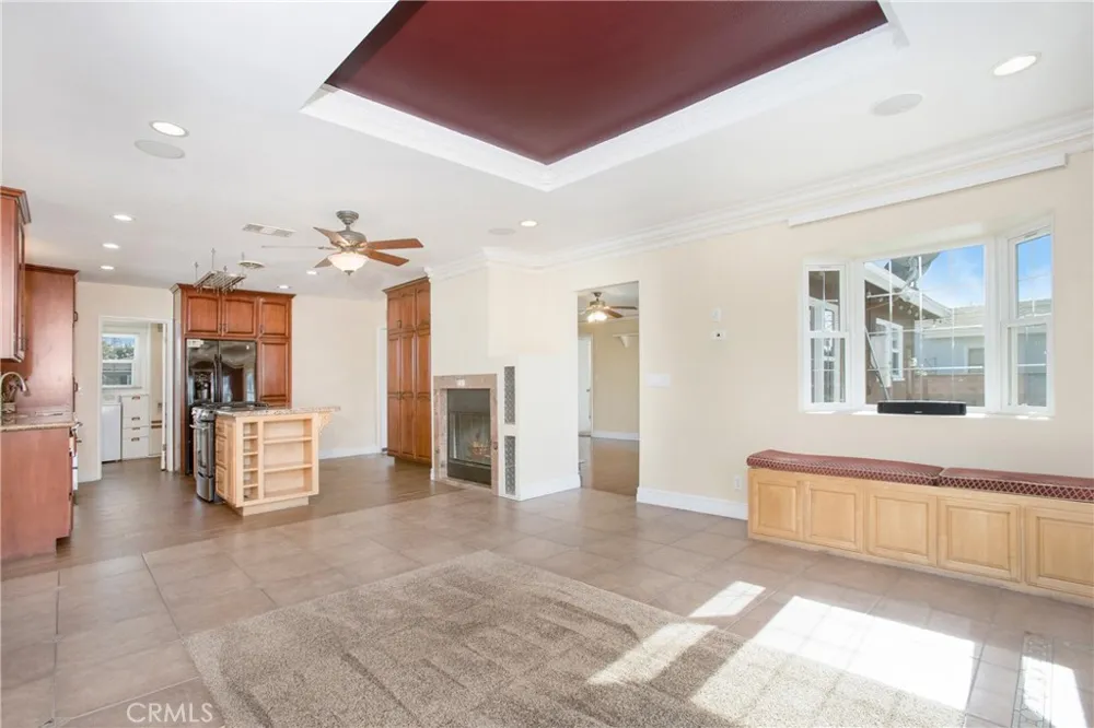 825 Mulberry Brea, CA 92821