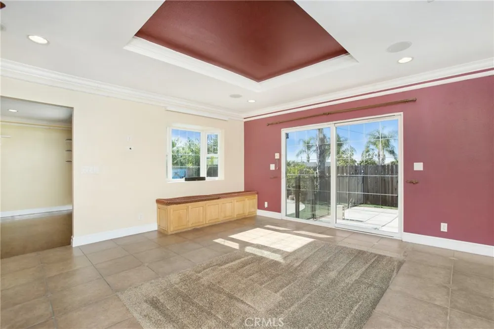 825 Mulberry Brea, CA 92821