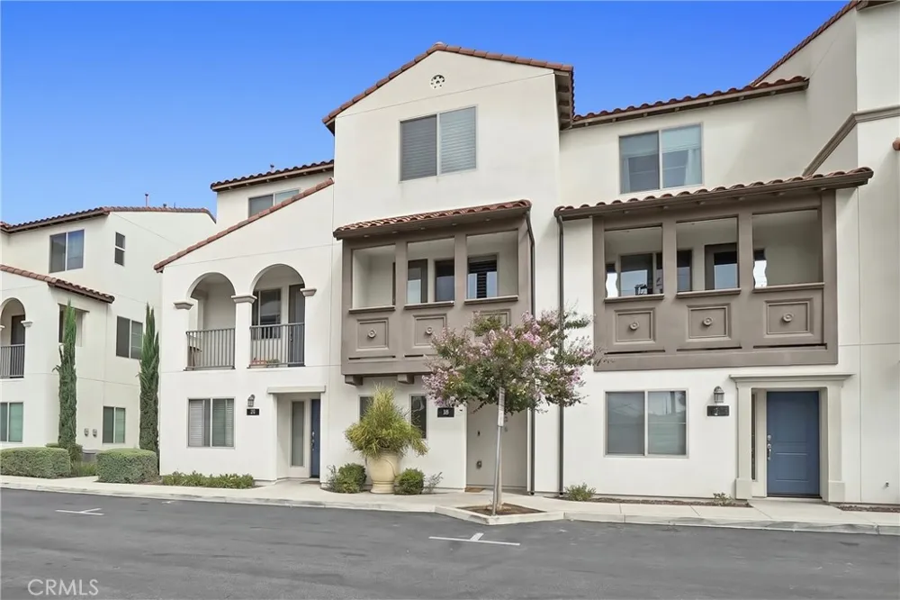 18 Bedford Court Arcadia, CA 91007