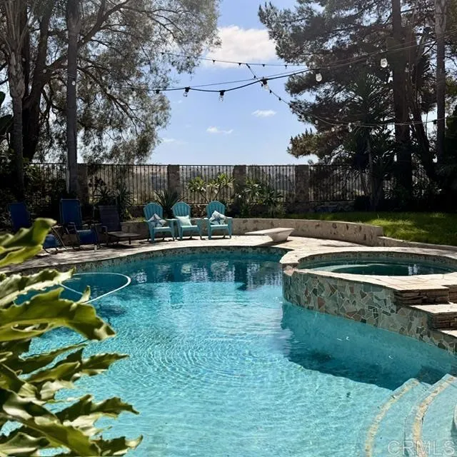 5329 Blackberry Way Oceanside, CA 92057