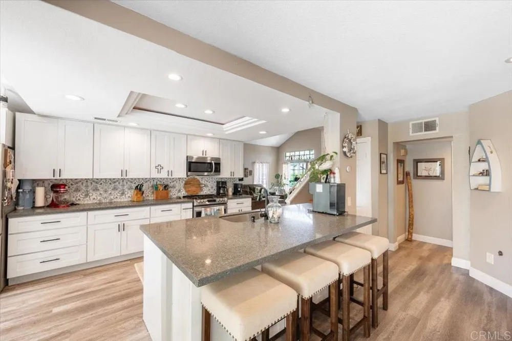 5329 Blackberry Way Oceanside, CA 92057