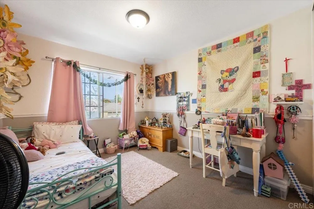 5329 Blackberry Way Oceanside, CA 92057