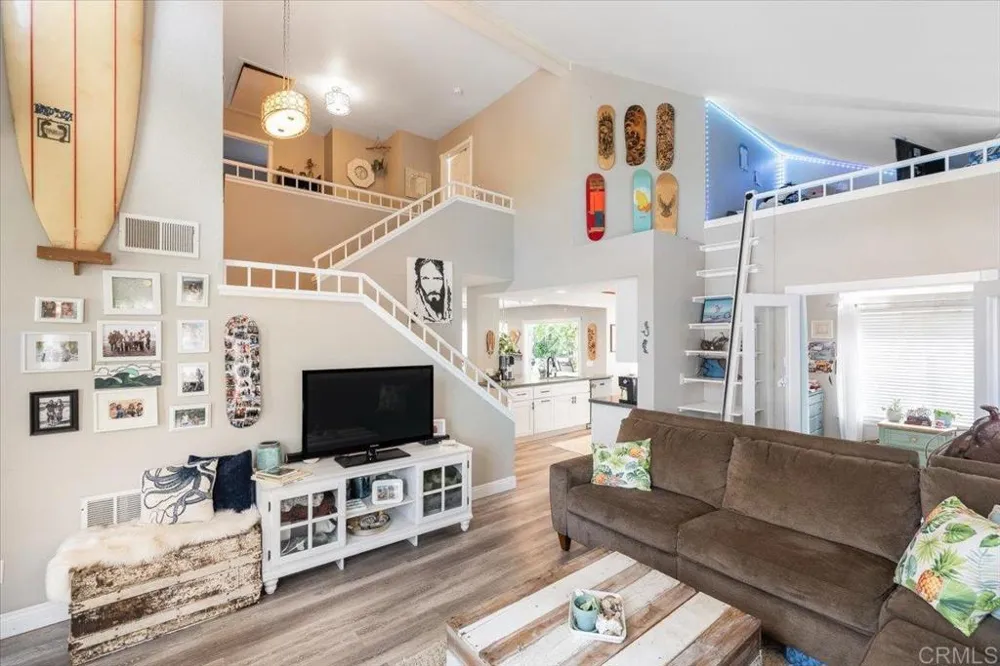 5329 Blackberry Way Oceanside, CA 92057