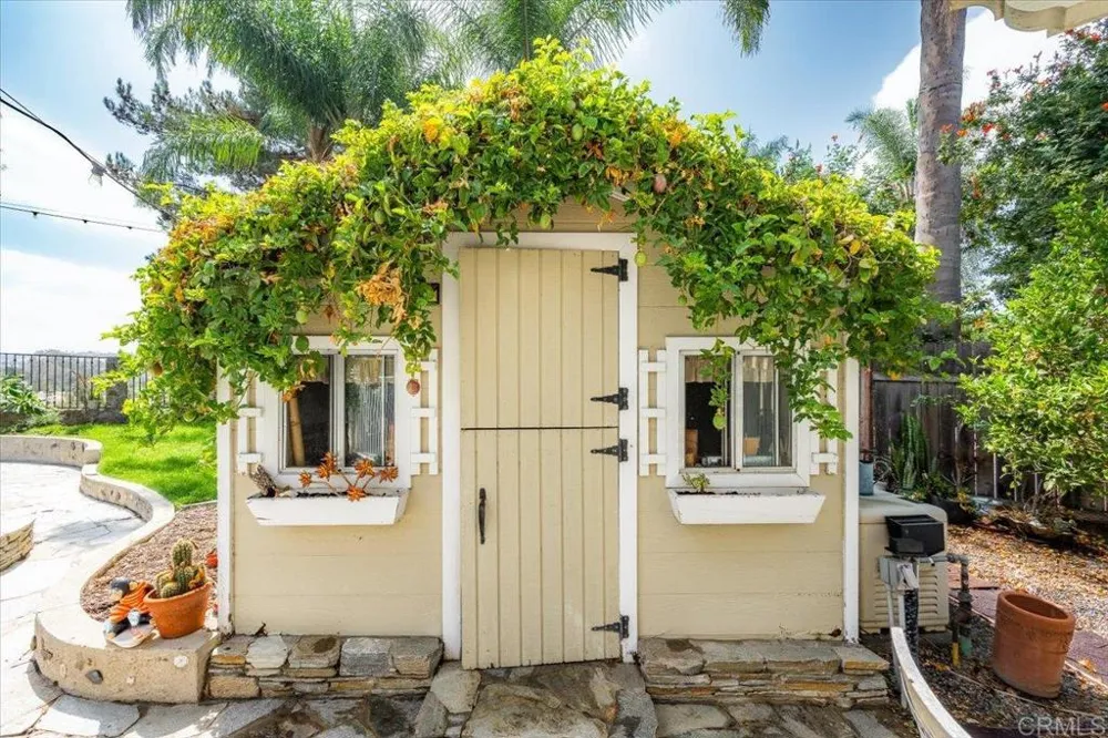 5329 Blackberry Way Oceanside, CA 92057