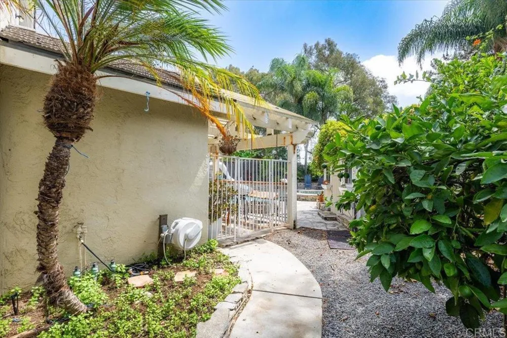 5329 Blackberry Way Oceanside, CA 92057