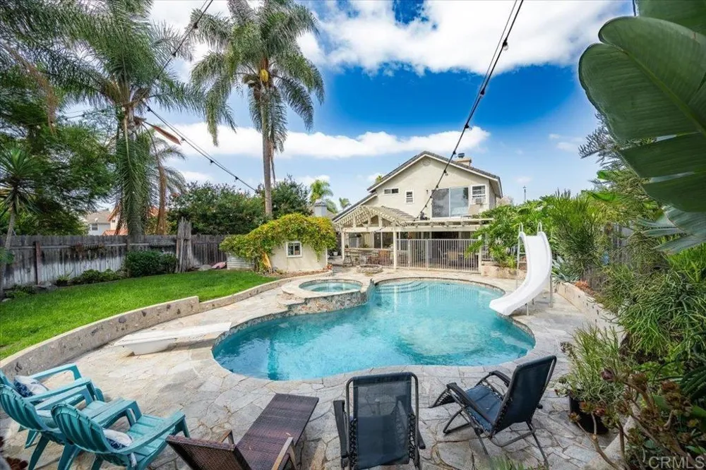 5329 Blackberry Way Oceanside, CA 92057