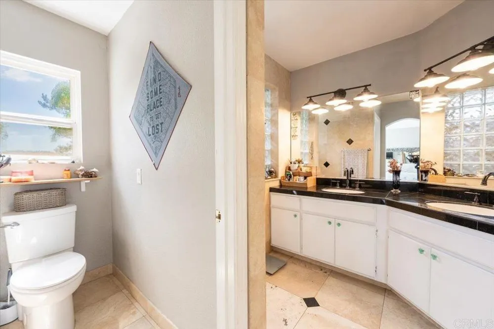 5329 Blackberry Way Oceanside, CA 92057
