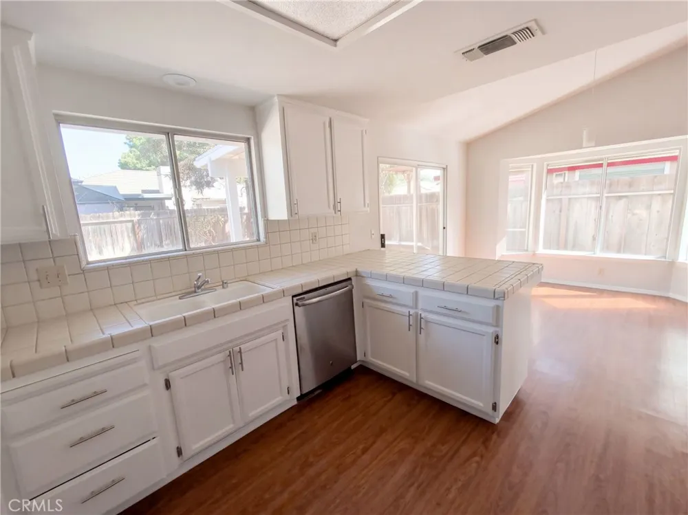 2821 Driftwood Madera, CA 93637