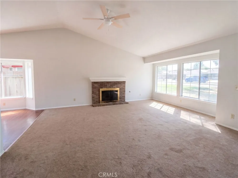 2821 Driftwood Madera, CA 93637