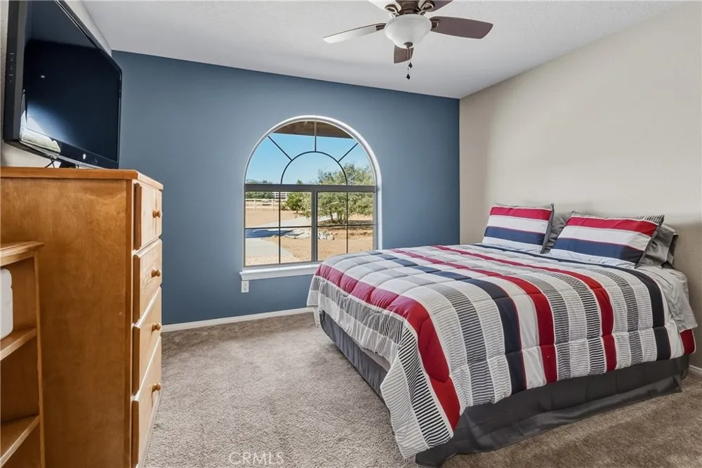 8423 Beaver Phelan, CA 92371