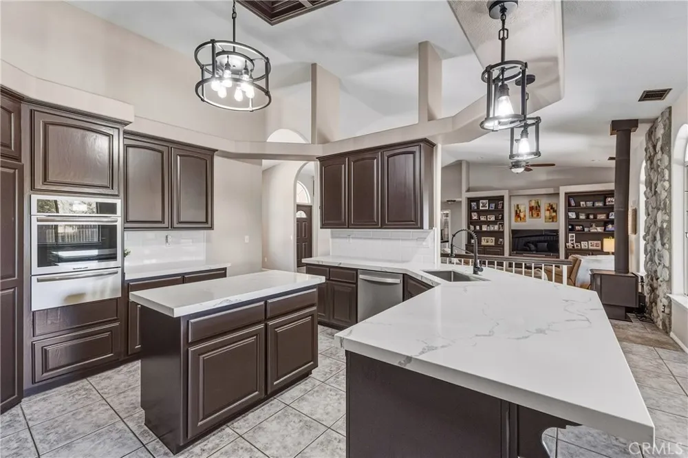 8423 Beaver Phelan, CA 92371