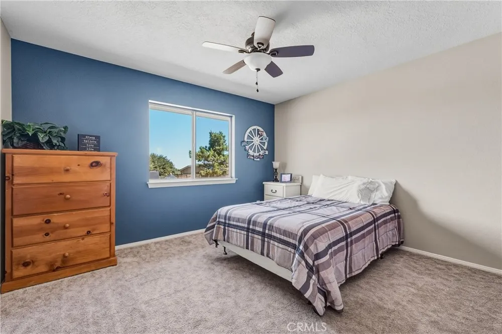 8423 Beaver Phelan, CA 92371