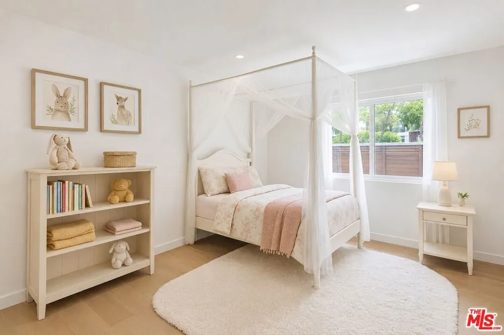 23023 Gainford Street Woodland Hills, CA 91364