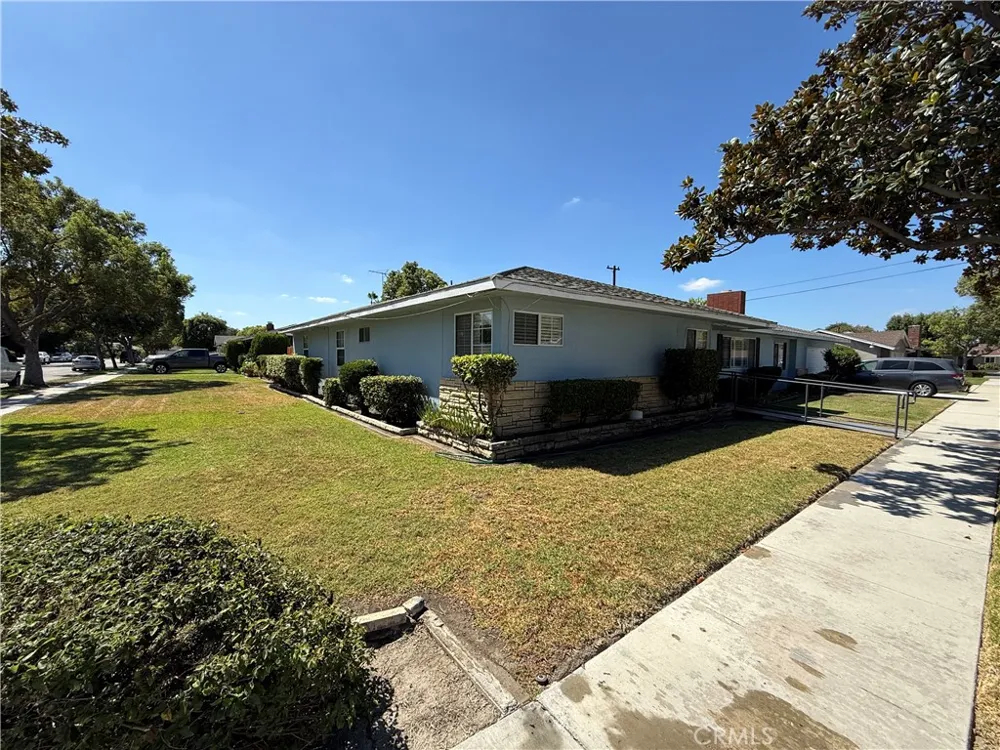 829 S Clementine Anaheim, CA 92805