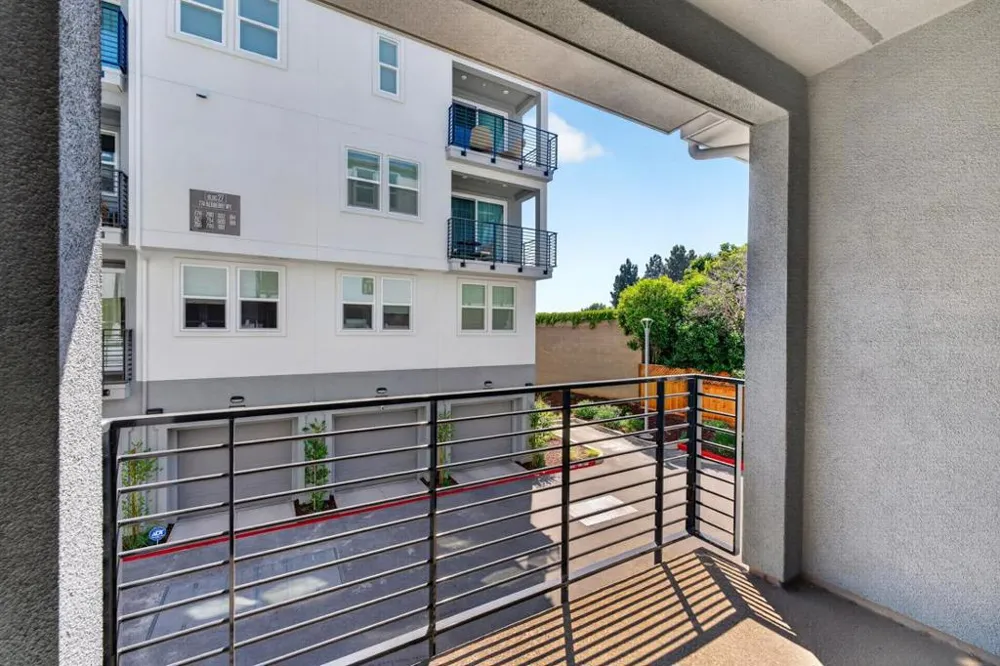 827 Redberry Way San Jose, CA 95117