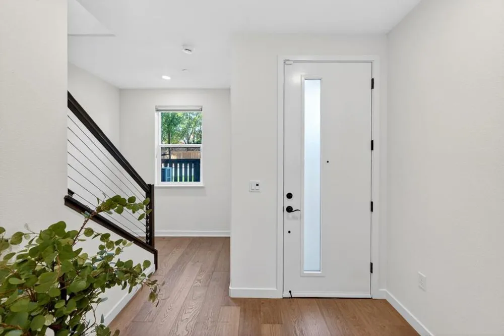 827 Redberry Way San Jose, CA 95117
