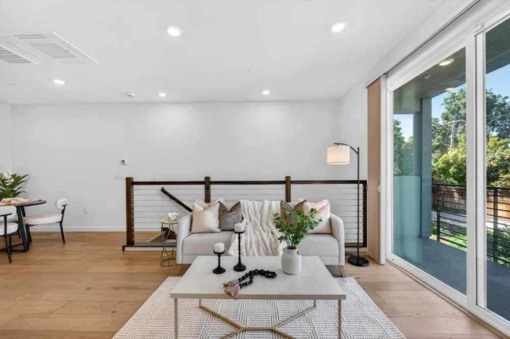 827 Redberry Way San Jose, CA 95117