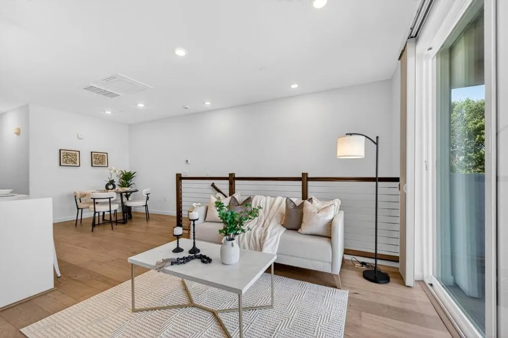 827 Redberry Way San Jose, CA 95117