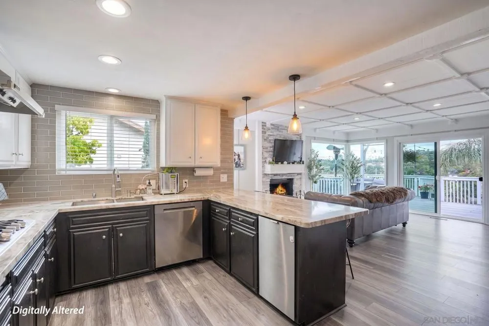 4807 Sunrise Valley Dr El Cajon, CA 92020
