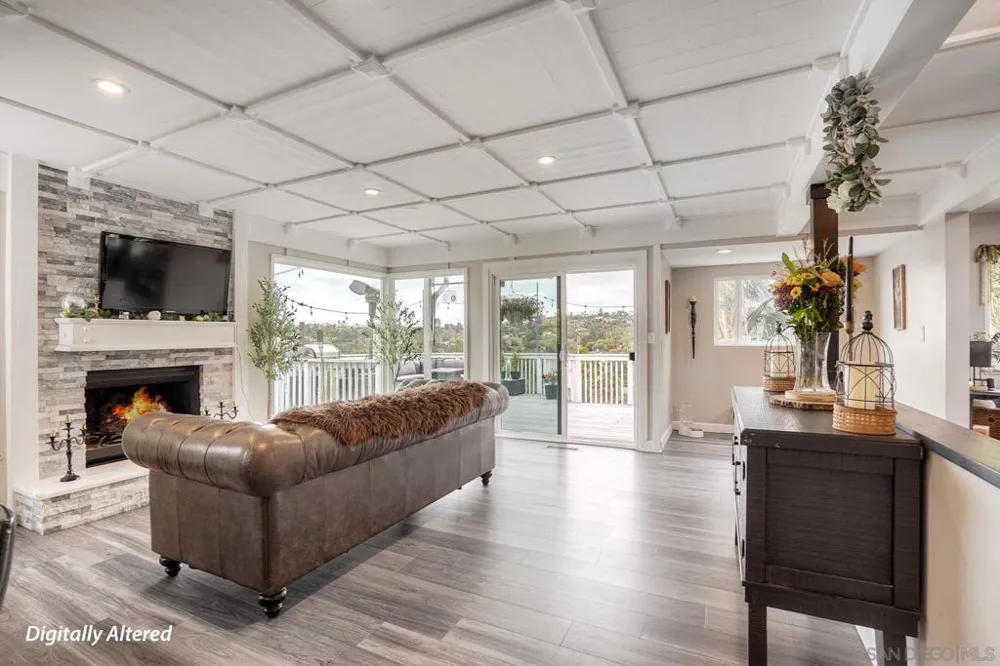 4807 Sunrise Valley Dr El Cajon, CA 92020