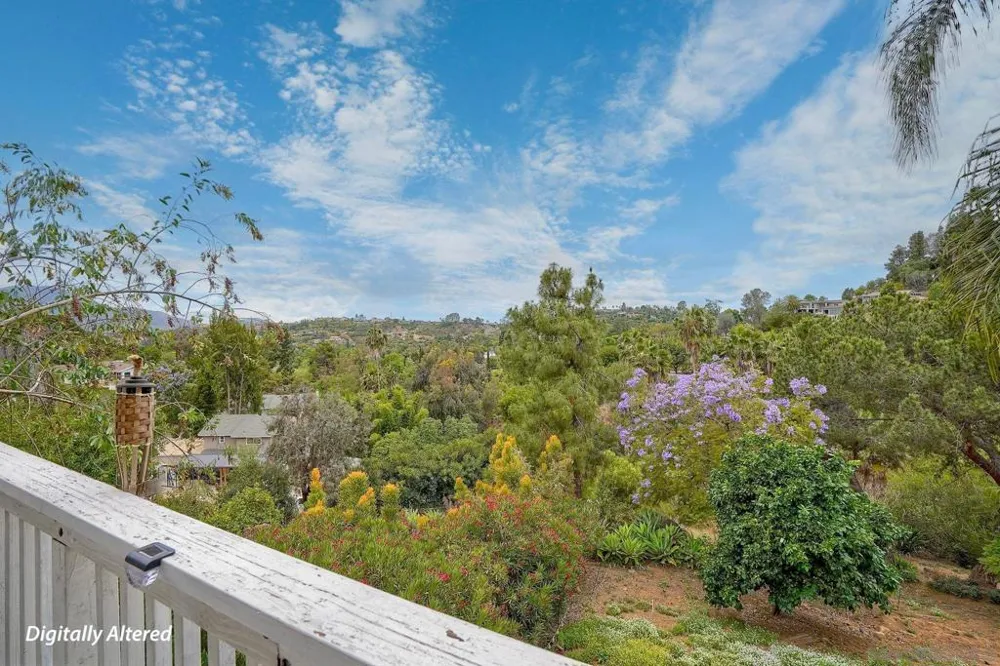4807 Sunrise Valley Dr El Cajon, CA 92020