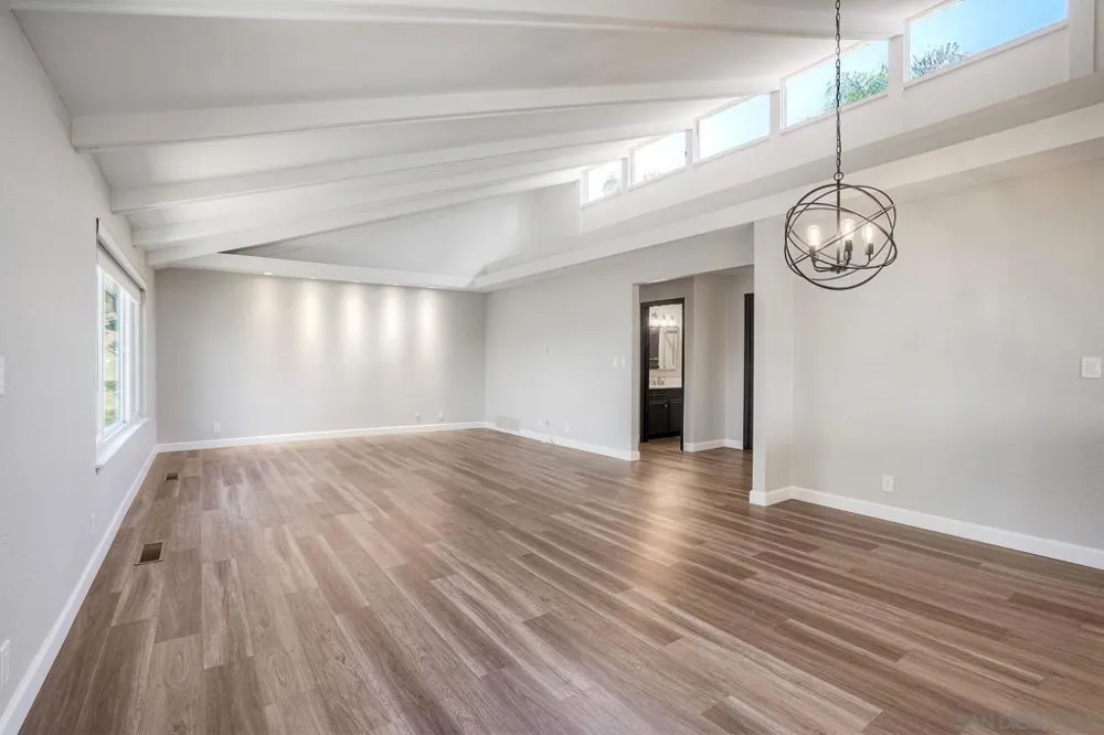 4807 Sunrise Valley Dr El Cajon, CA 92020