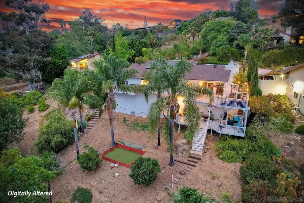 4807 Sunrise Valley Dr El Cajon, CA 92020