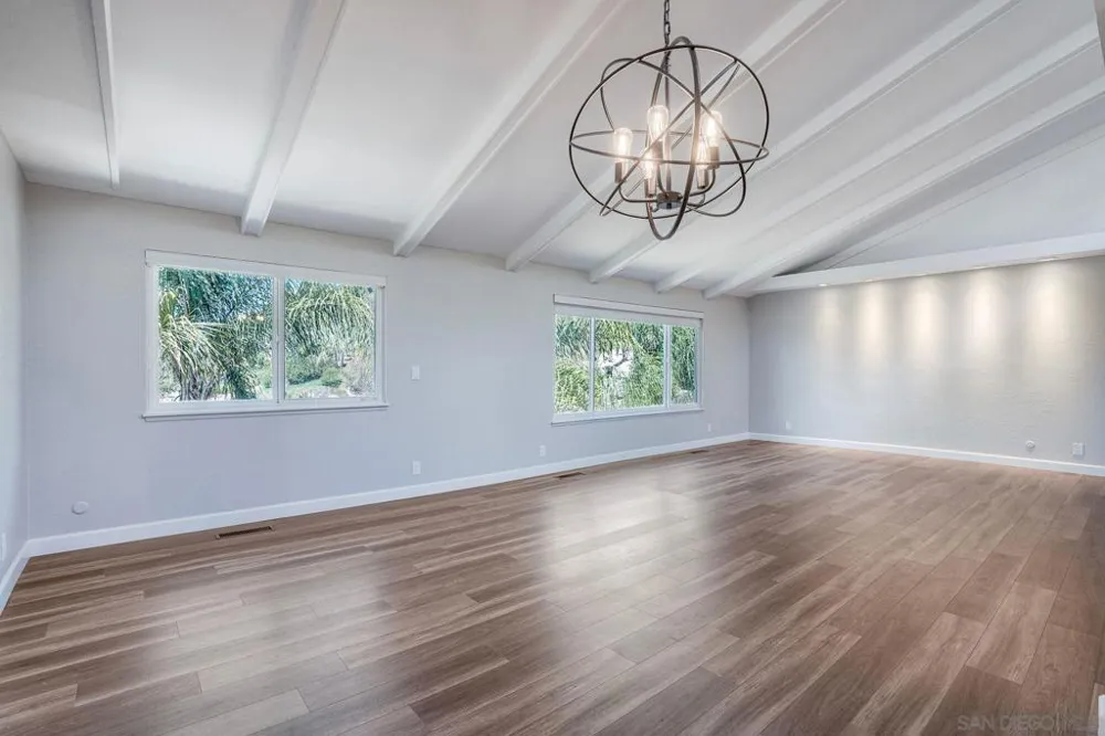 4807 Sunrise Valley Dr El Cajon, CA 92020