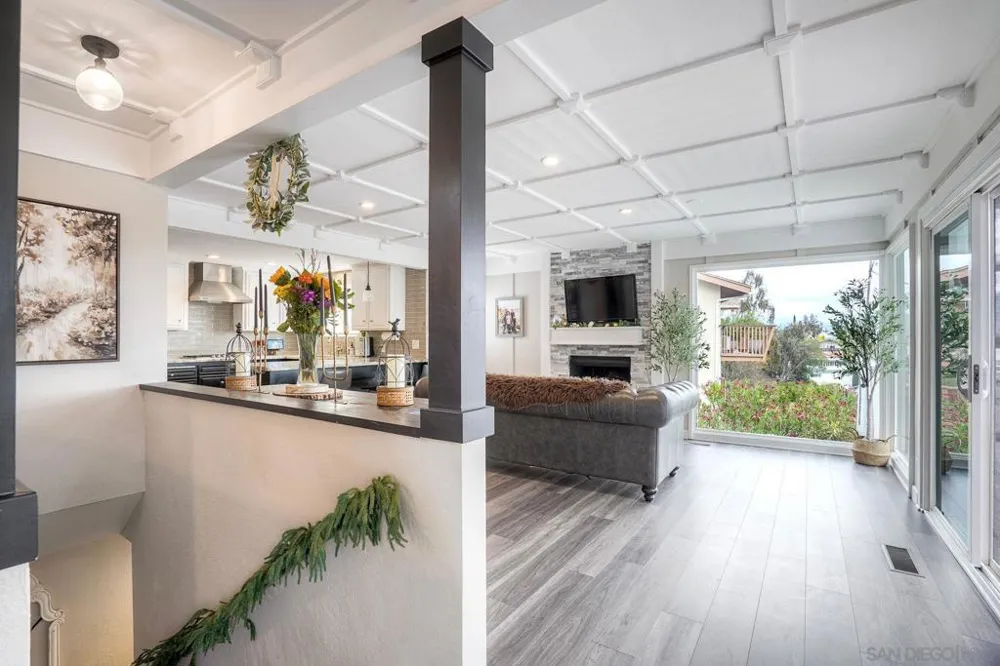 4807 Sunrise Valley Dr El Cajon, CA 92020