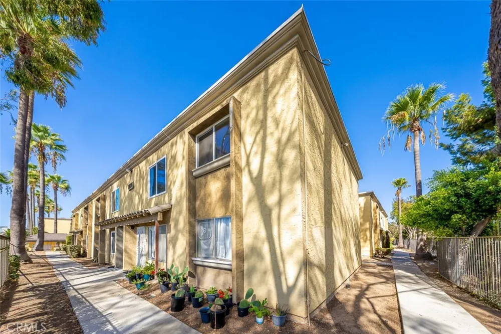 1605 Pentecost San Diego, CA 92105
