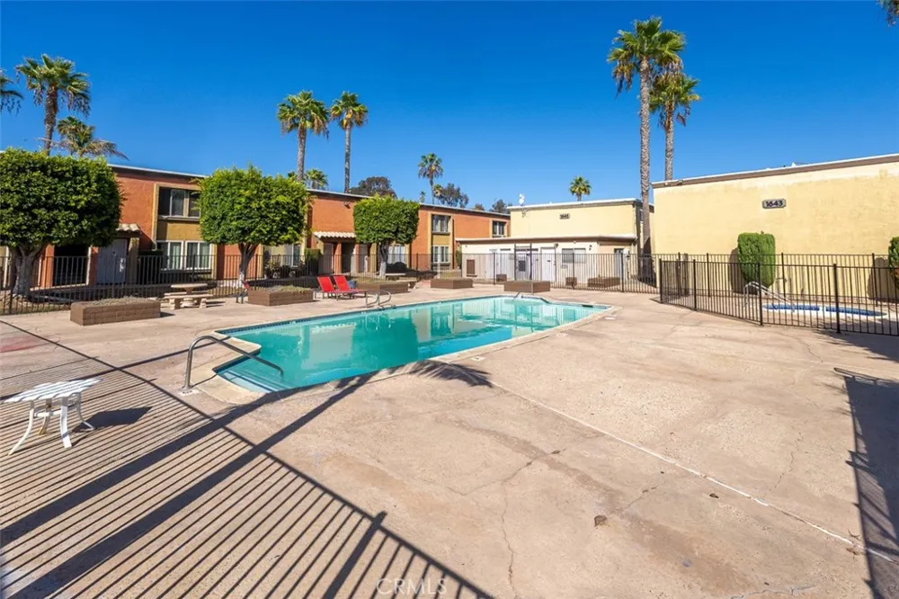 1605 Pentecost San Diego, CA 92105