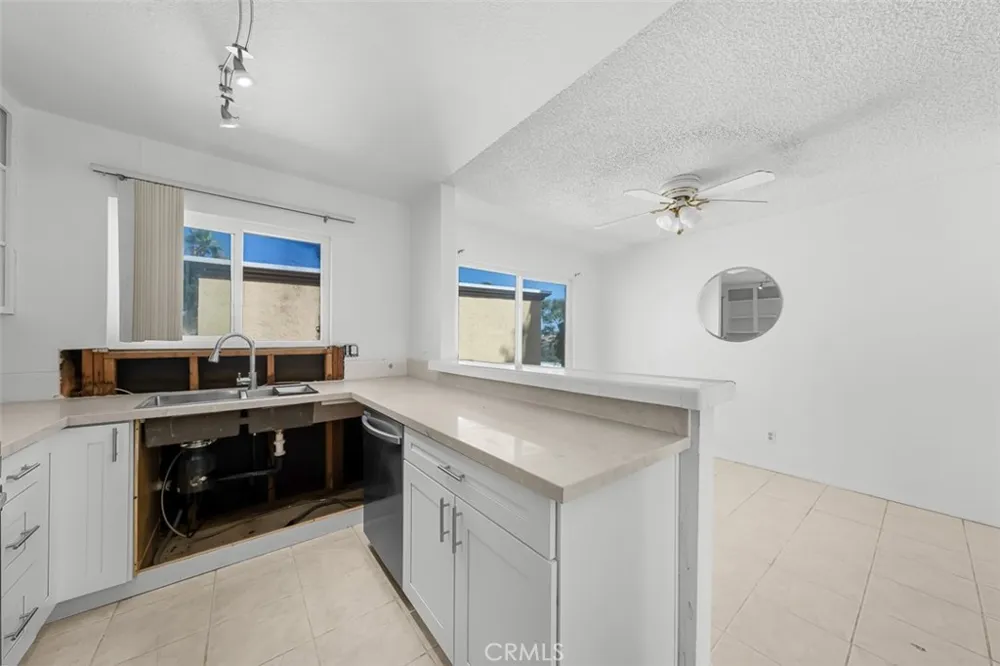 1605 Pentecost San Diego, CA 92105