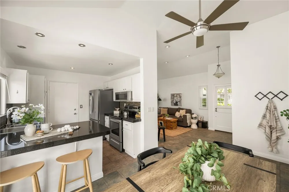 49 Summerfield #99 Irvine, CA 92614