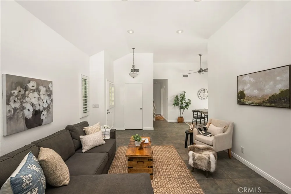 49 Summerfield #99 Irvine, CA 92614