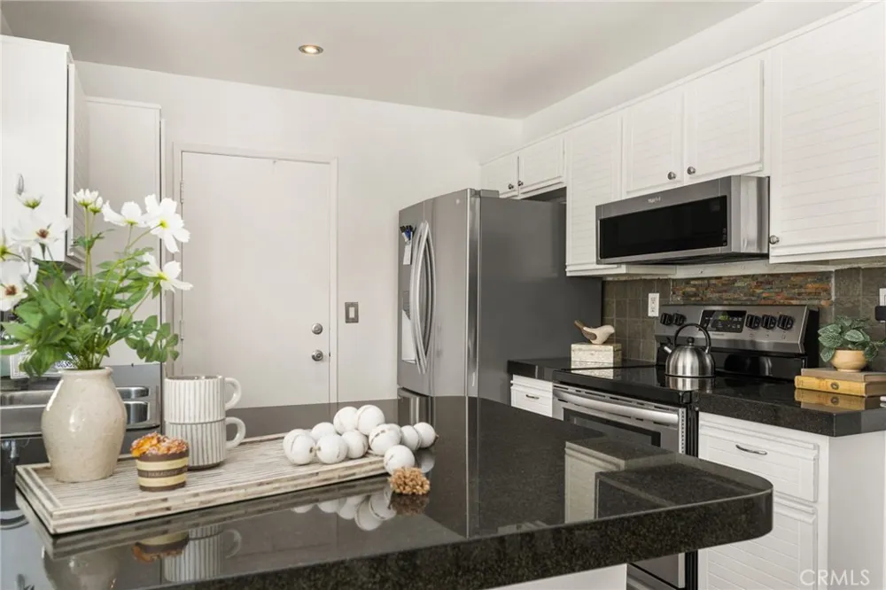 49 Summerfield #99 Irvine, CA 92614