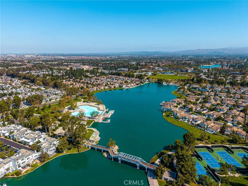 49 Summerfield #99 Irvine, CA 92614