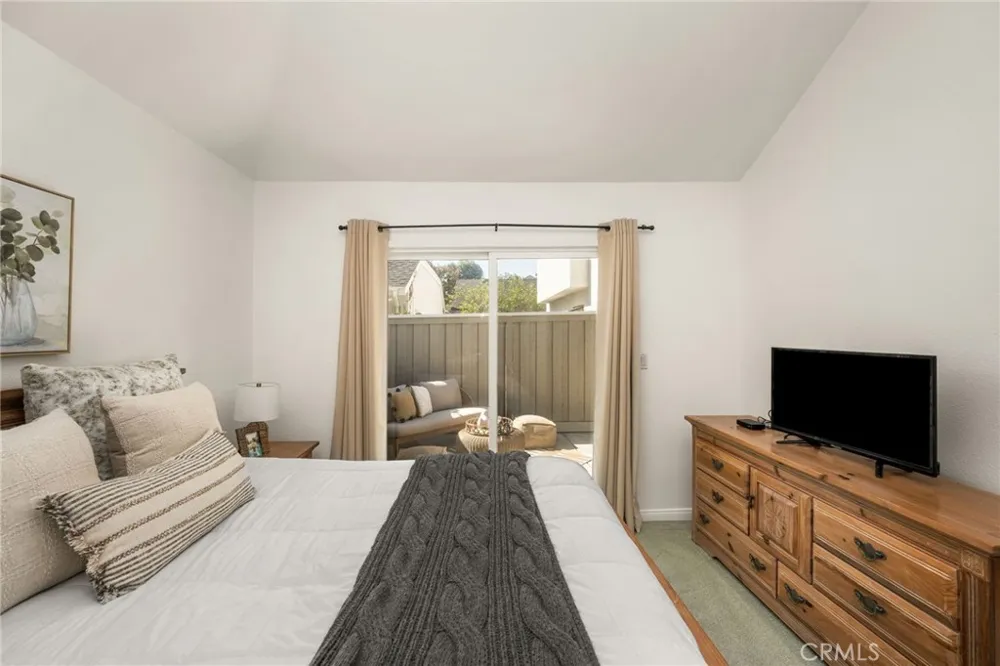 49 Summerfield #99 Irvine, CA 92614
