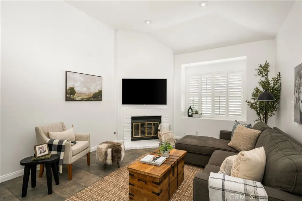 49 Summerfield #99 Irvine, CA 92614