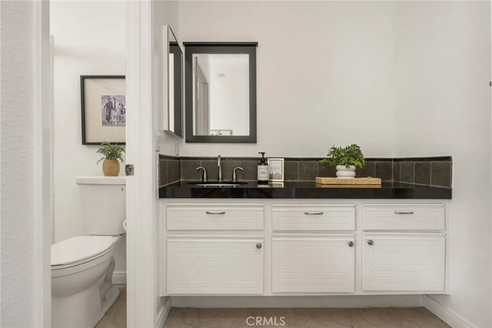 49 Summerfield #99 Irvine, CA 92614