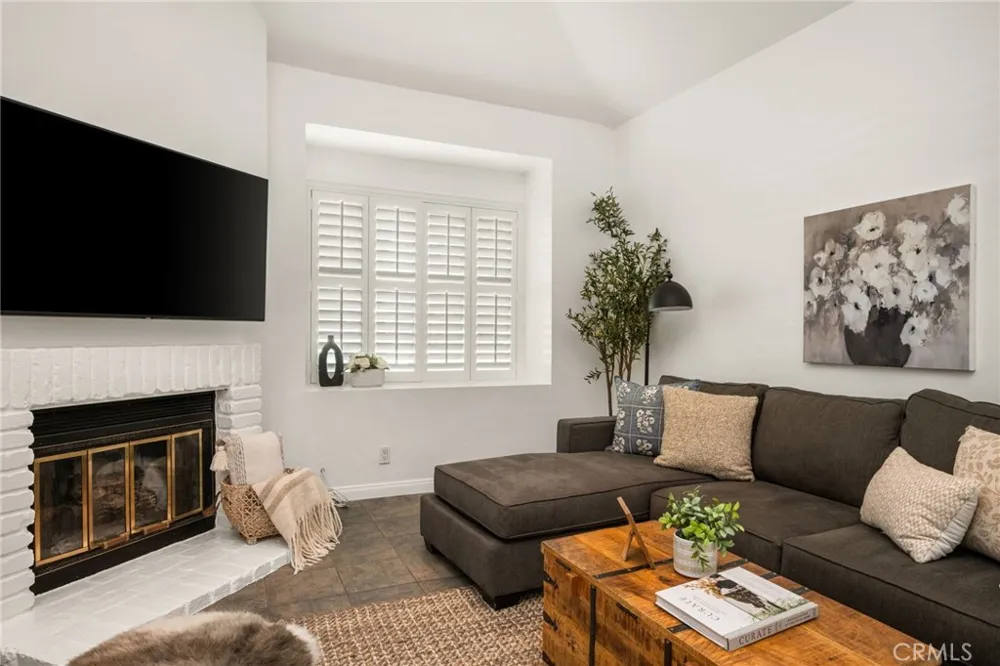 49 Summerfield #99 Irvine, CA 92614