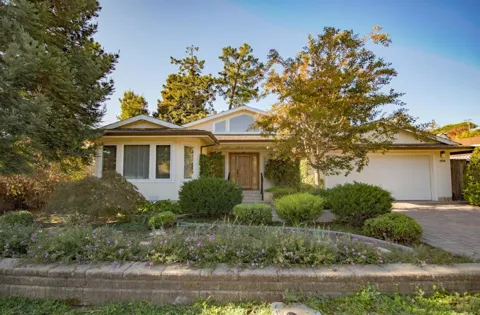 908 Glennan Drive