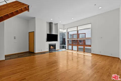 343 Rennie Avenue #7